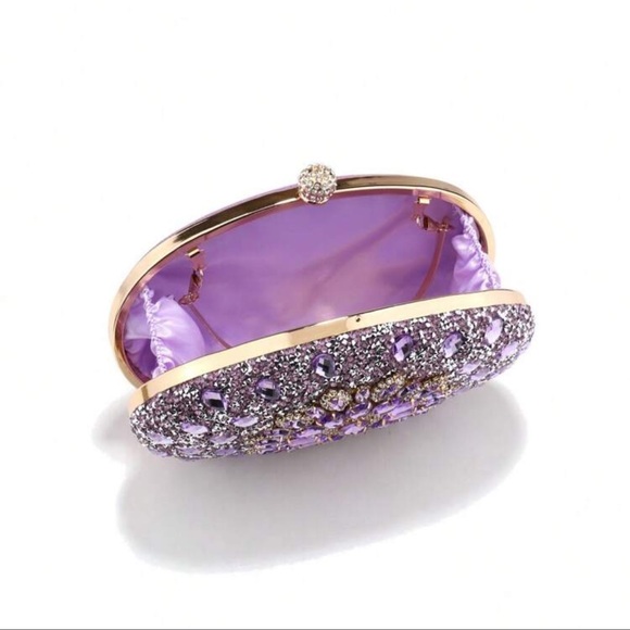 💎 Jewel Encrusted Purse 💎 - Picture 2 of 5